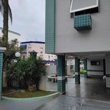 Apartamento Praia Grande Ubatuba 300mt da Praia-3